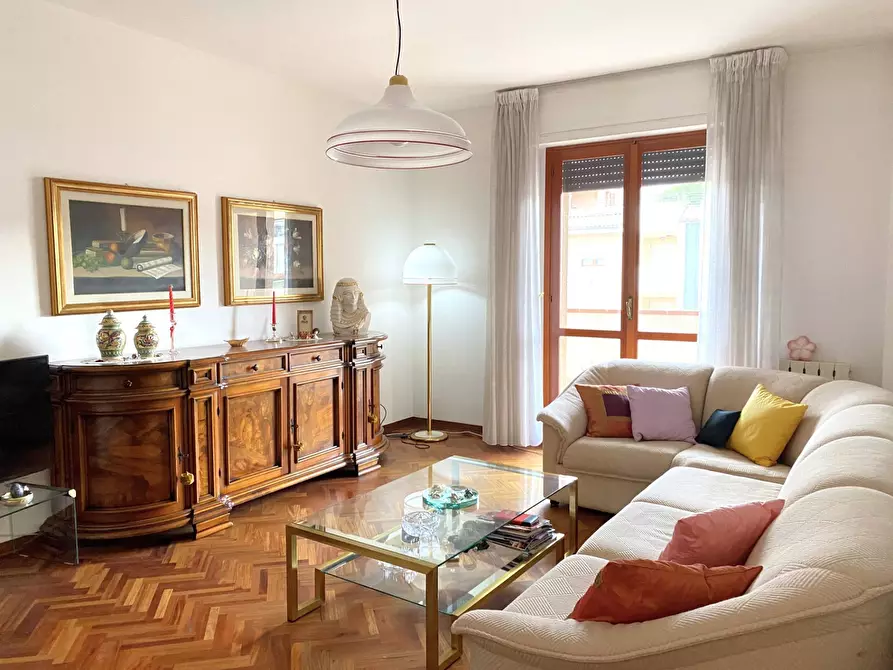 Immagine 1 di Appartamento in vendita  in VIA BELLOCCHI a Fabriano