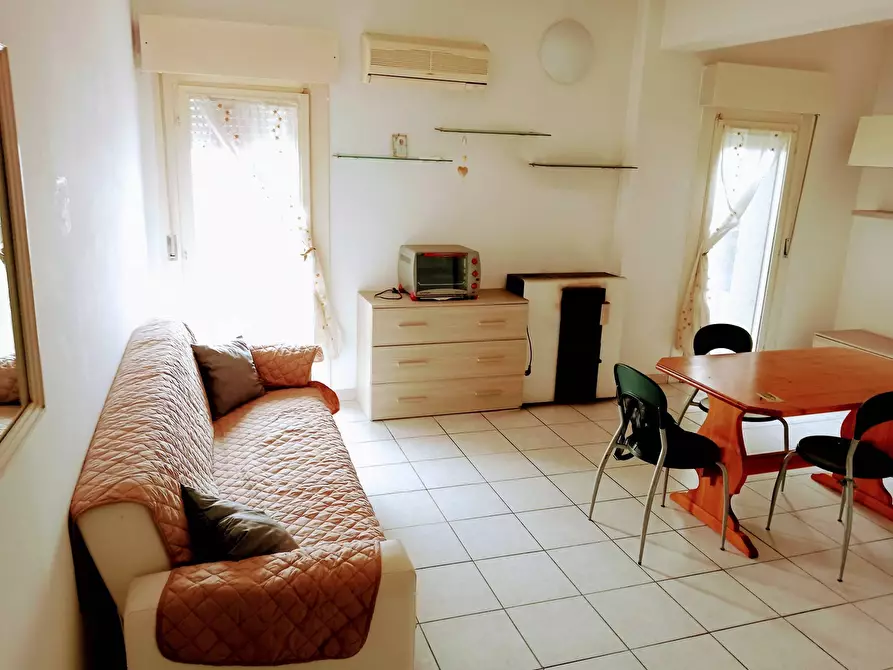 Immagine 1 di Appartamento in vendita  in cristoforo colombo a Porto Recanati