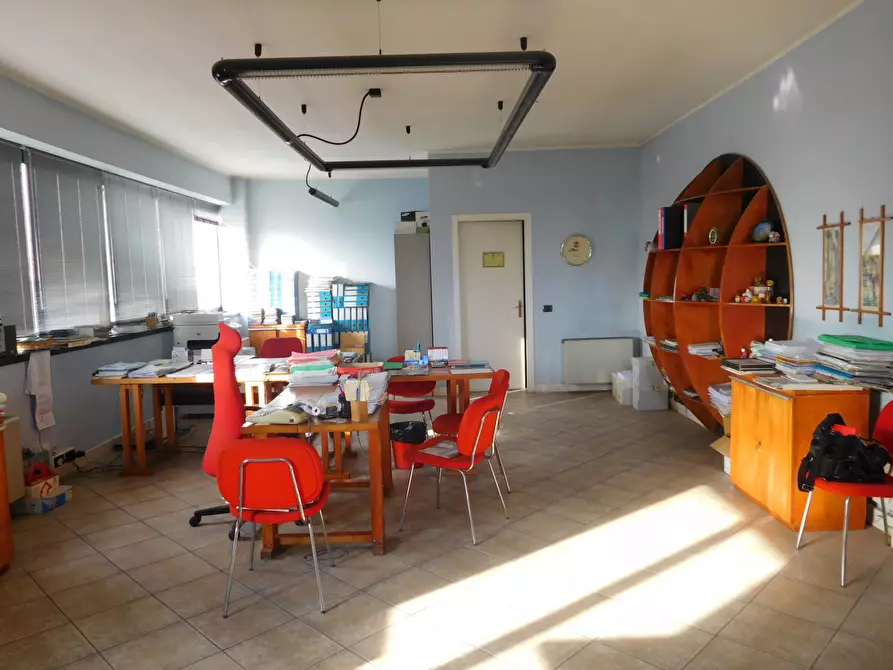Immagine 1 di Ufficio in vendita  a Sassuolo