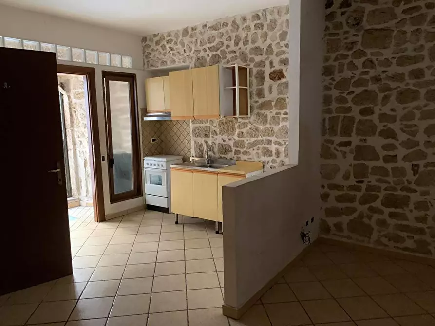Immagine 1 di Appartamento in vendita  in via cavour a Alatri