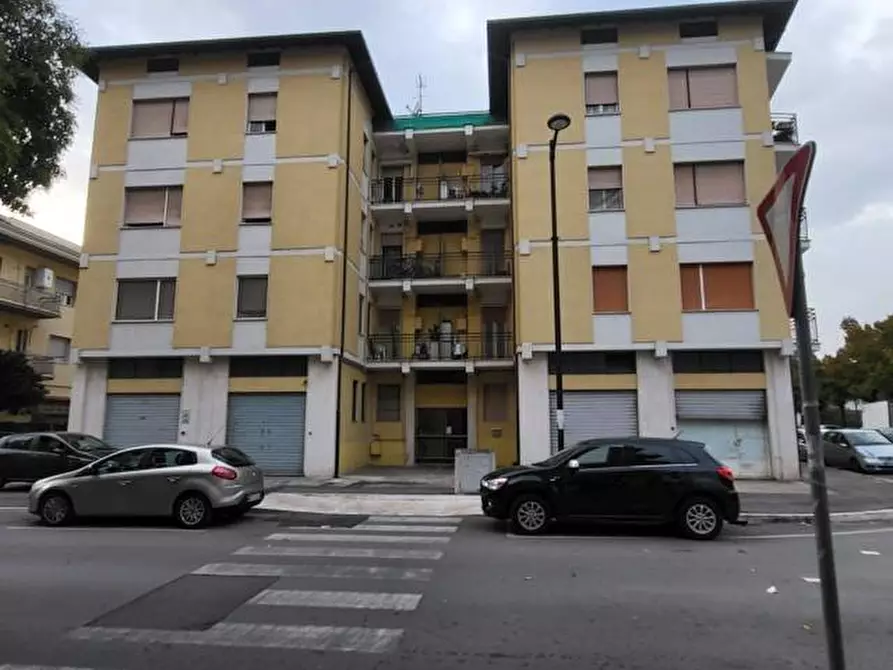 Immagine 1 di Appartamento in vendita  in Via Sacco a Pescara