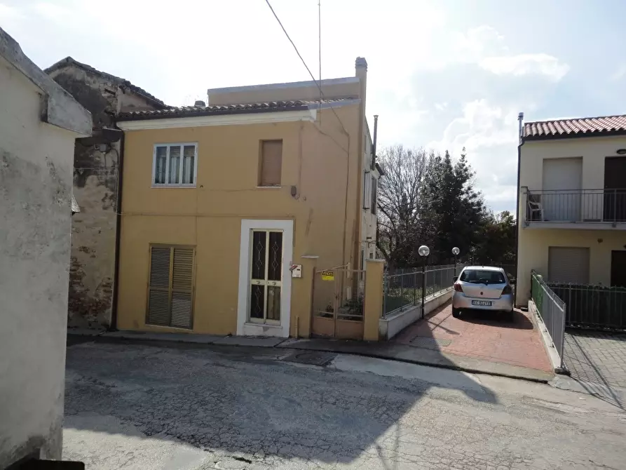 Immagine 1 di Appartamento in vendita  in Cassiano a Montemarciano