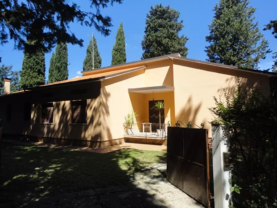 Immagine 1 di Villa in vendita  in contrada san lorenzo a Montecarotto