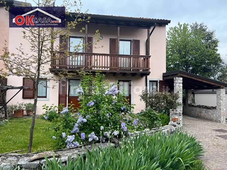 Immagine 1 di Villa in vendita  in Località Malchina a Duino-Aurisina