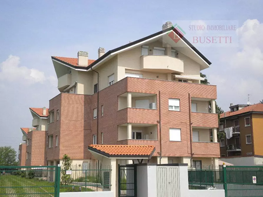 Immagine 1 di Appartamento in vendita  in via Restelli a Legnano