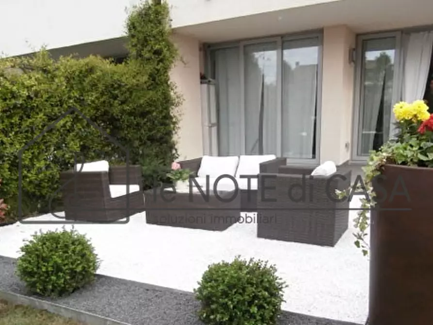 Immagine 1 di Villa in vendita  in Via Cesare Angelini a Cesena