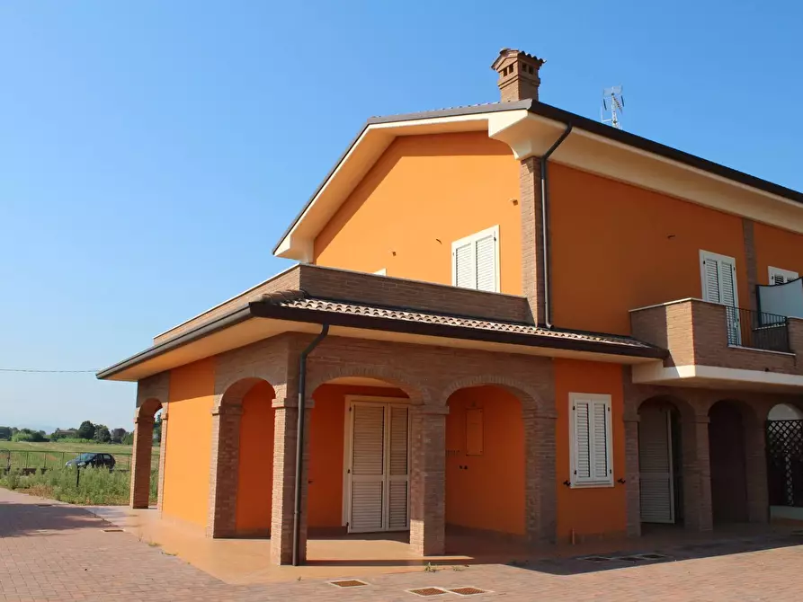 Immagine 1 di Villa in vendita  in Calabrina a Cesena