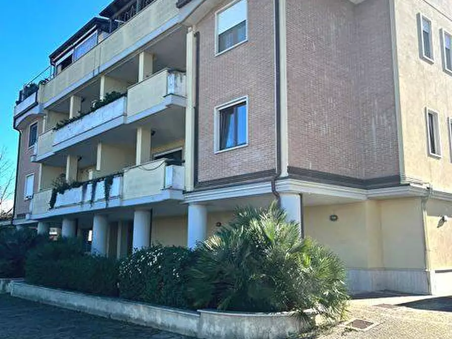 Immagine 1 di Appartamento in vendita  in Via Lago Isoletta a Pescara