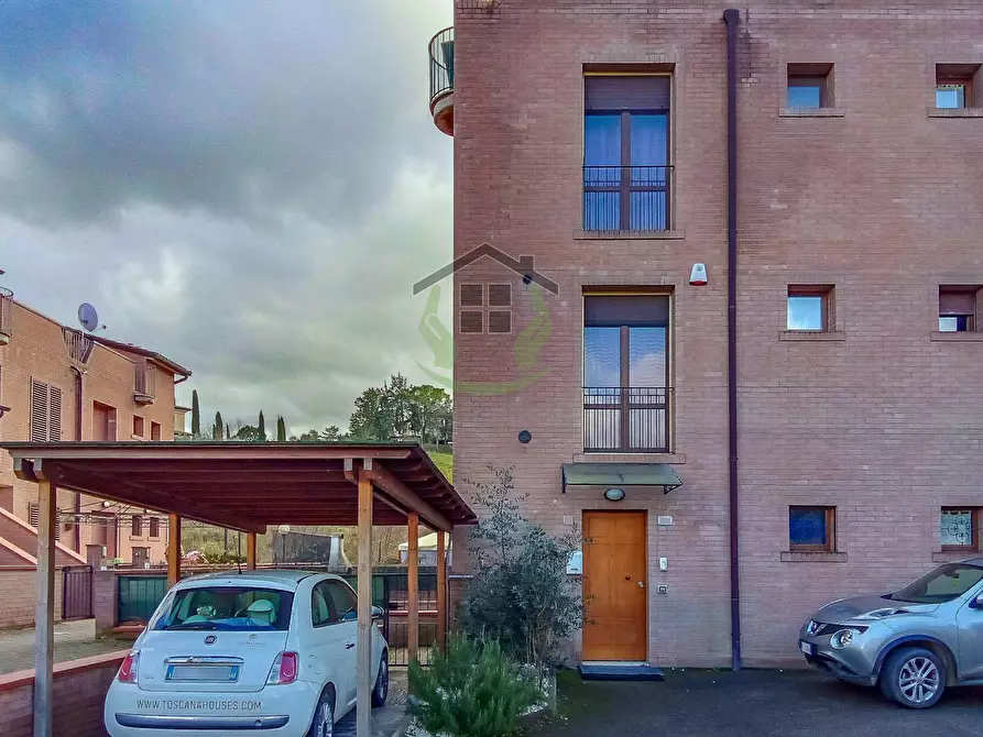 Immagine 1 di Appartamento in vendita  in Via del Perino a Monteroni D'arbia