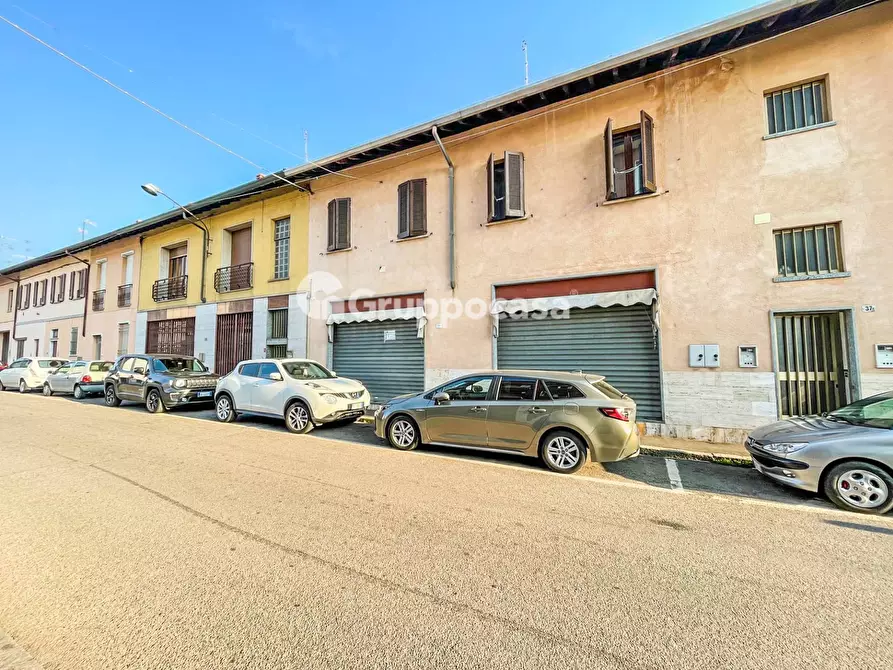 Immagine 1 di Posto auto in vendita  in Via Brera a Bernate Ticino