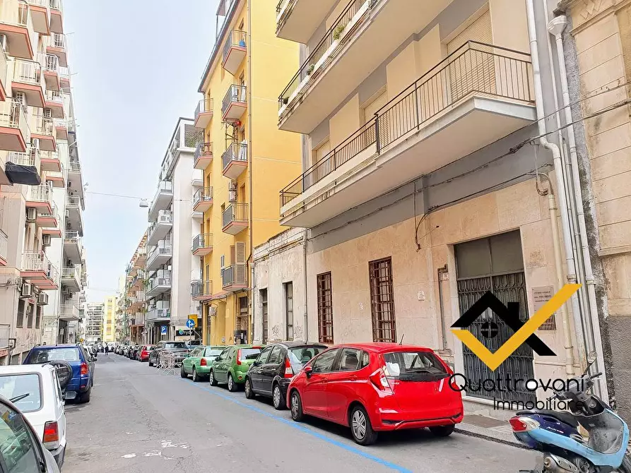 Immagine 1 di Appartamento in vendita  in Via Genova a Catania