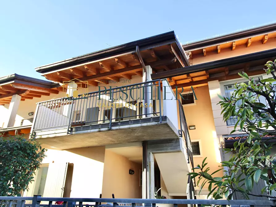 Immagine 1 di Appartamento in vendita  in Via Monzambano a Peschiera Del Garda