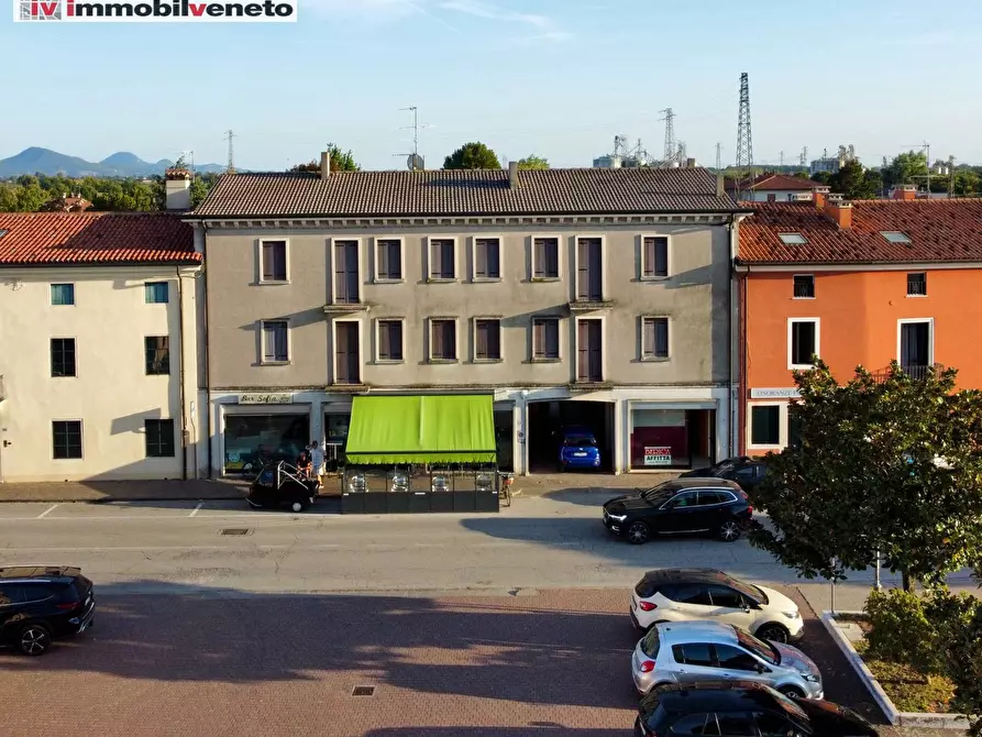 Immagine 1 di Appartamento in vendita  in VIA ROMA a Brendola