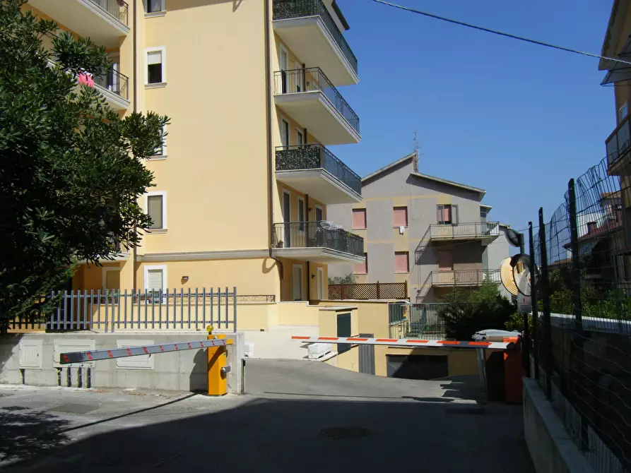 Immagine 1 di Appartamento in vendita  in via Catone a Vasto