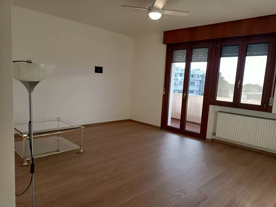 Immagine 1 di Appartamento in affitto  in Viale Volontari della Libertà a Udine