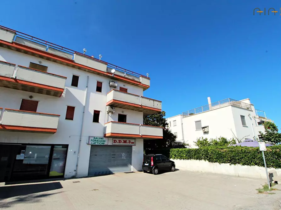 Immagine 1 di Appartamento in vendita  in via torino a Tortoreto
