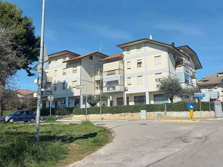 Immagine 1 di Appartamento in vendita  in Via Colle Vaccaro a Colli Del Tronto