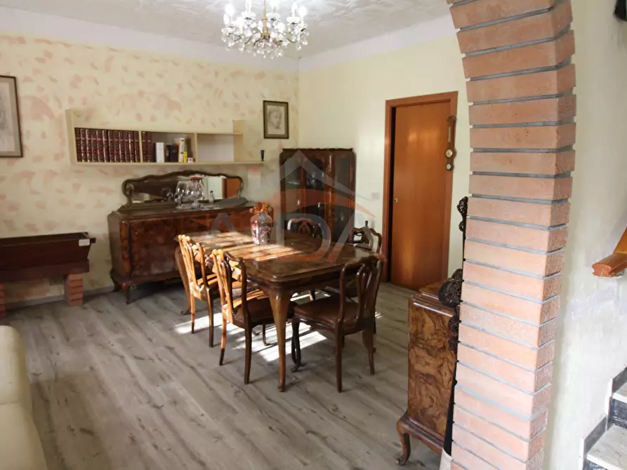Immagine 1 di Villa in vendita  in via Susine a Argenta
