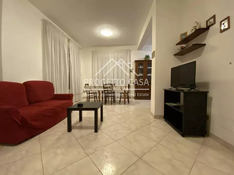 Immagine 1 di Appartamento in affitto  in Via Margherita Hack a Camaiore