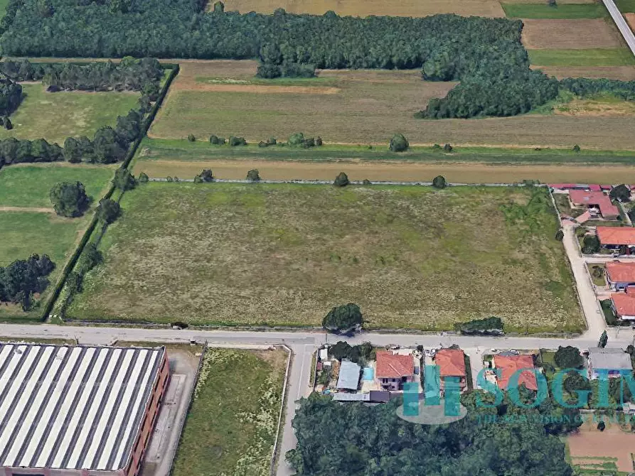 Immagine 1 di Terreno edificabile in vendita  in Via ceresio a Lonate Pozzolo