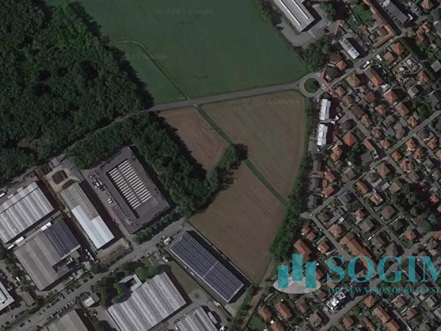 Immagine 1 di Terreno edificabile in vendita  in via milani a Legnano