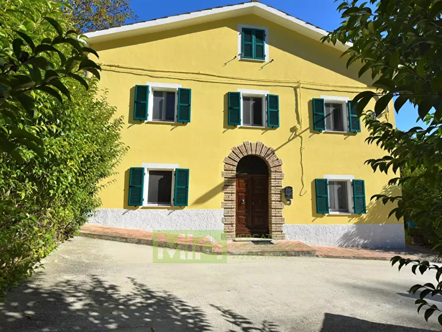 Immagine 1 di Casa indipendente in vendita  in frazione morico a San Ginesio
