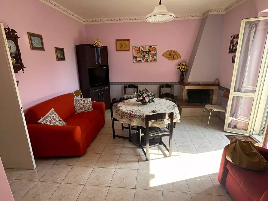Immagine 1 di Appartamento in vendita  in Via Tacito a Fara In Sabina