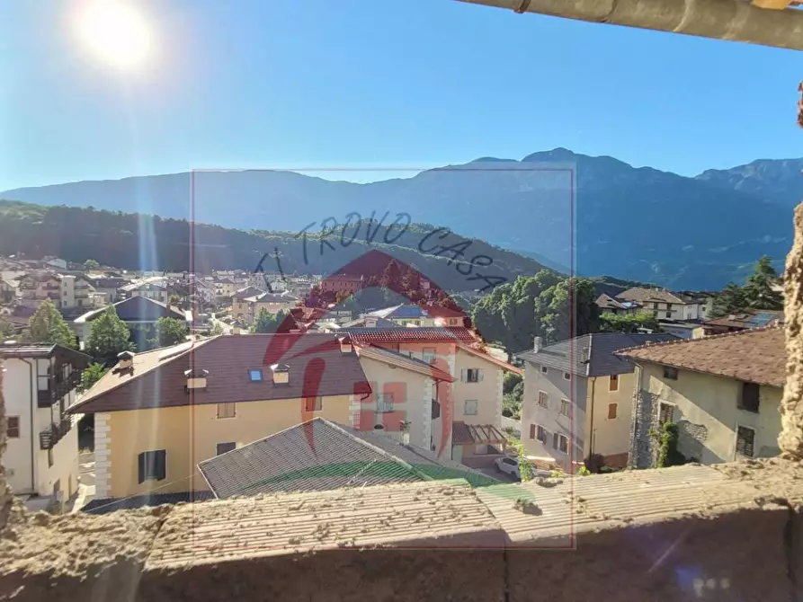 Immagine 1 di Villa in vendita  a Trento