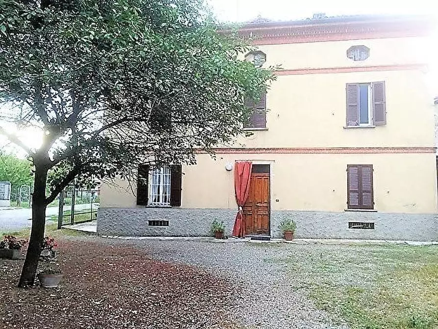 Immagine 1 di Casa indipendente in vendita  in SANTA GIULETTA MANZO a Santa Giuletta