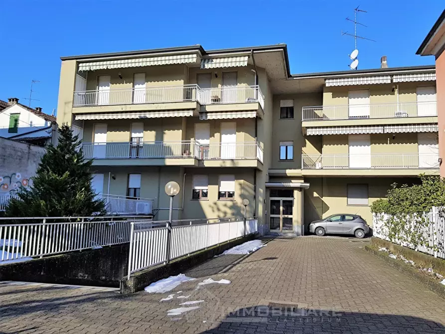 Immagine 1 di Appartamento in vendita  in CASTEGGIO VIA MANZONI a Casteggio