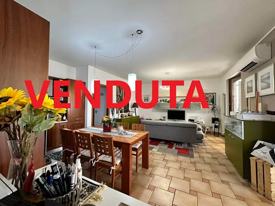 Immagine 1 di Appartamento in vendita  in VIA LUCCHI a Fermo