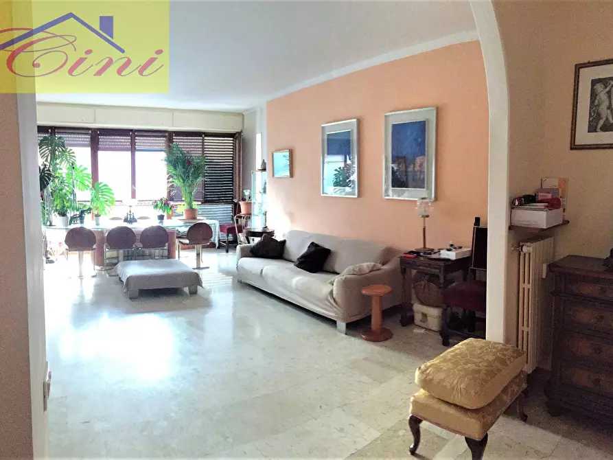 Immagine 1 di Appartamento in vendita  in CORSO MARTIRI a Lecco