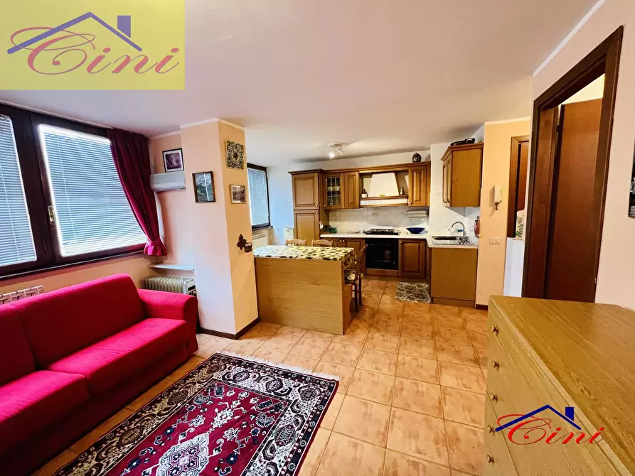 Immagine 1 di Appartamento in vendita  in via escursionisti a Abbadia Lariana