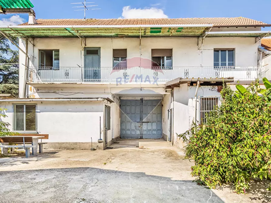 Immagine 1 di Casa indipendente in vendita  in VIA MARCONI a Fagnano Olona