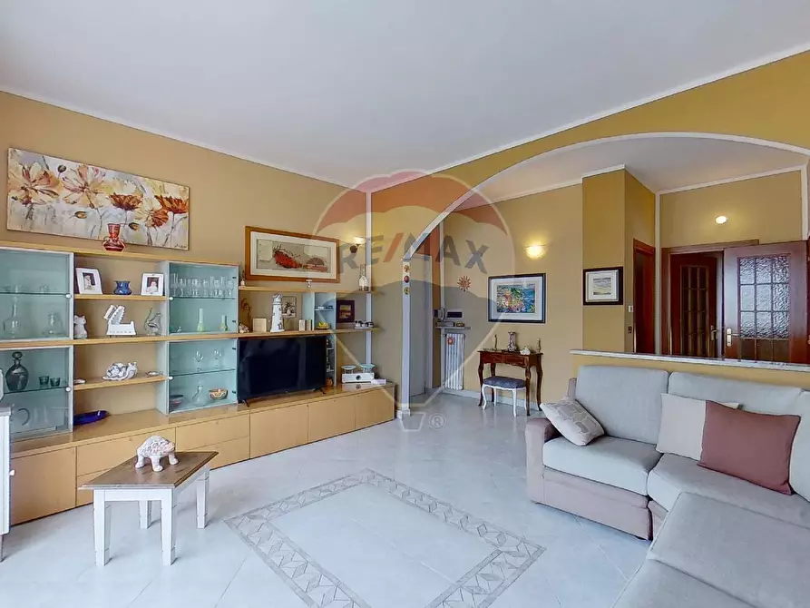 Immagine 1 di Appartamento in vendita  in via Amendola a Olgiate Olona