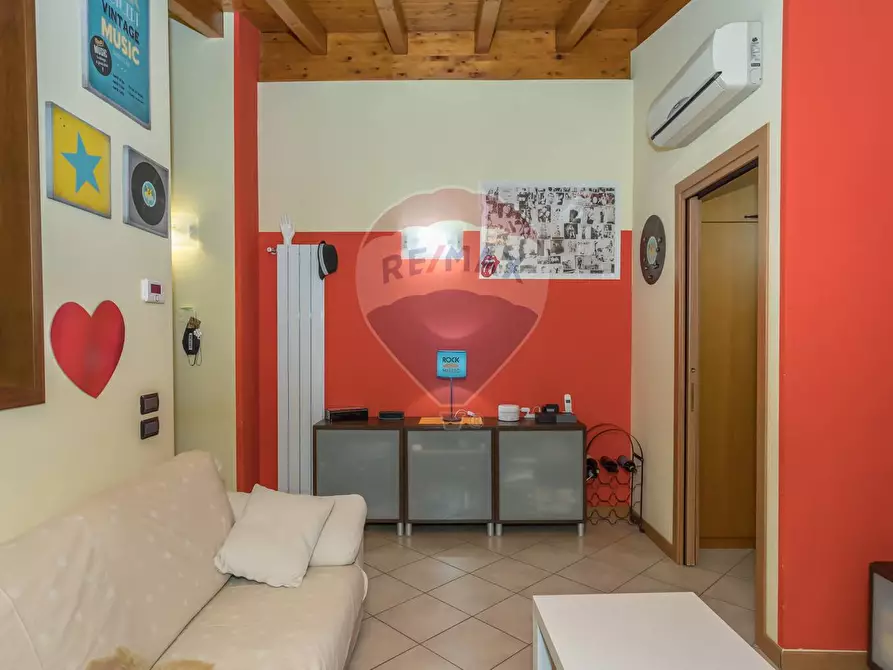 Immagine 1 di Appartamento in vendita  a Roncello