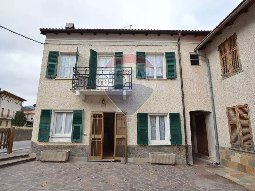 Immagine 1 di Casa indipendente in vendita  a Balestrino