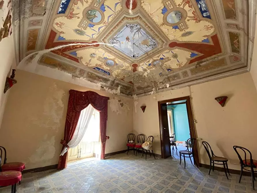 Immagine 1 di Palazzo in vendita  in Via Cherubini a Caccamo