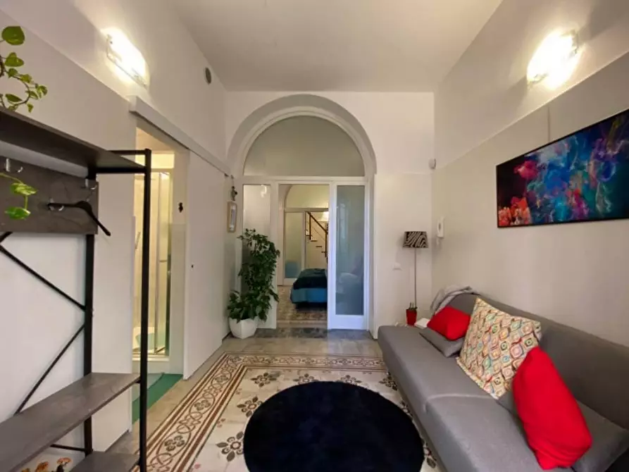 Immagine 1 di Appartamento in affitto  in via Houel a Palermo