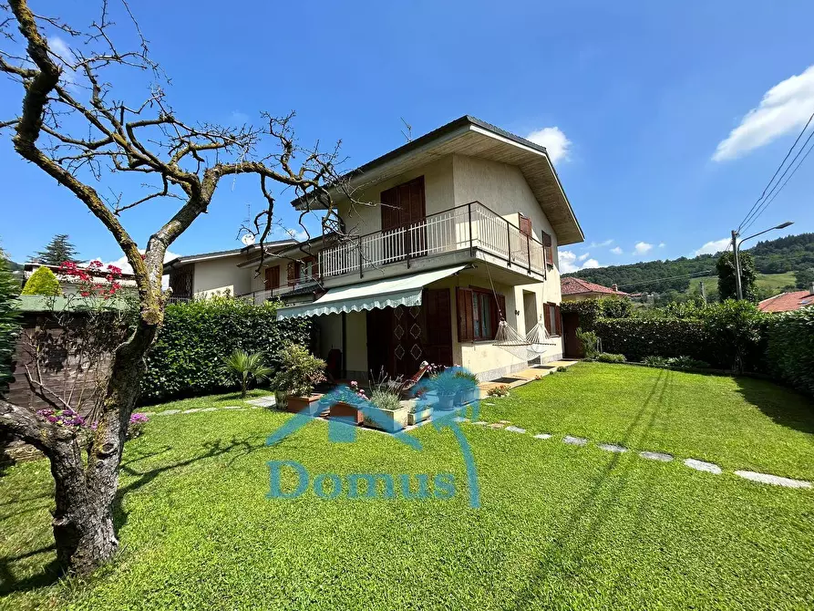 Immagine 1 di Villa in vendita  in Via Pavese a Airasca