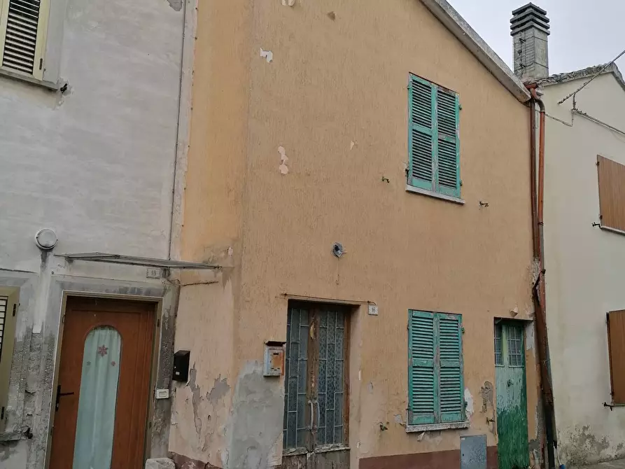 Immagine 1 di Casa indipendente in vendita  in Montemaggiore a Colli Al Metauro