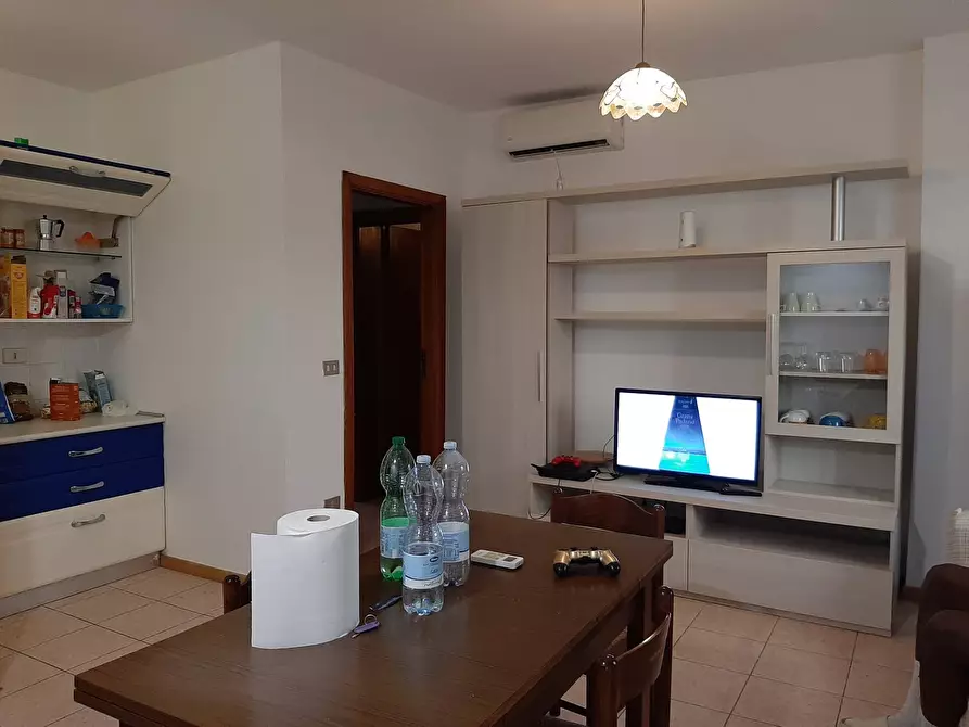 Immagine 1 di Appartamento in vendita  in mare Lido a Fano