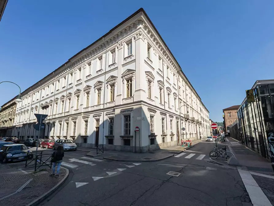 Immagine 1 di Ufficio in affitto  in Via Giolitti a Torino