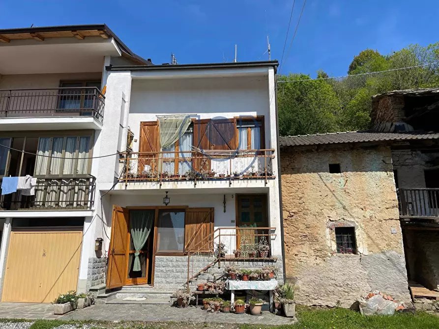 Immagine 1 di Appartamento in vendita  in borgata cordria a Giaveno
