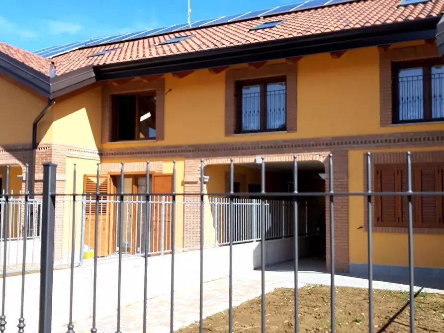 Immagine 1 di Villa in vendita  in VIA MARTIRI DELLA LIBERTA' a San Maurizio Canavese