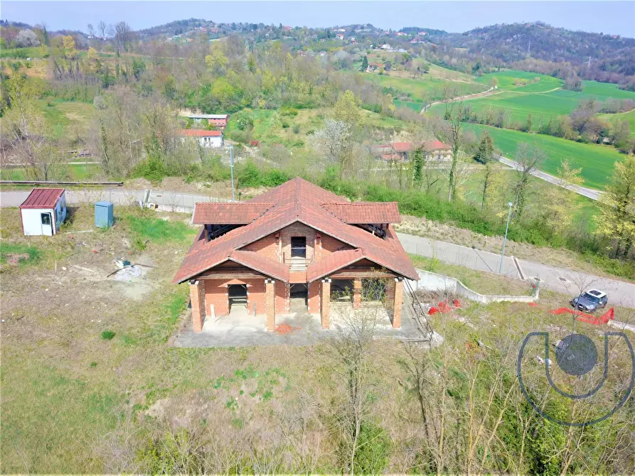 Immagine 1 di Villa in vendita  in Via della Canonica a Andezeno