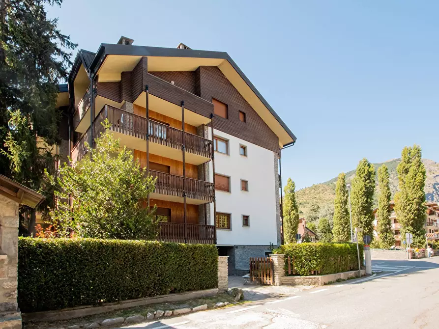 Immagine 1 di Appartamento in vendita  in via Montenero a Bardonecchia