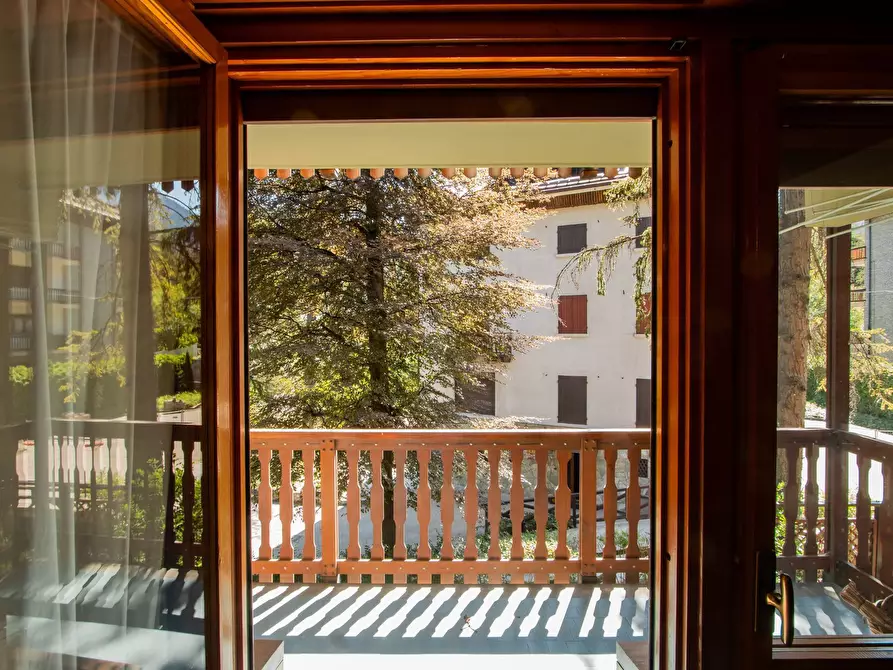 Immagine 1 di Appartamento in vendita  in via montenero a Bardonecchia