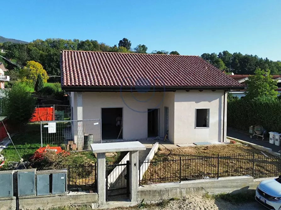 Immagine 1 di Villa in vendita  in Via Colle Del Vento a Giaveno