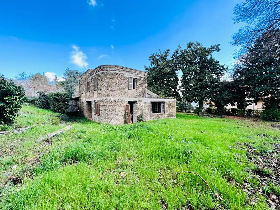 Immagine 1 di Villa in vendita  in Via Antonio Meucci a Ardea